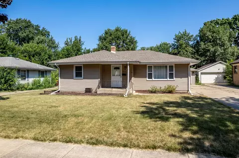 2319 Paradise Blvd, Rockford, IL 61103