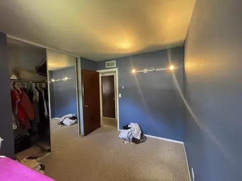 Bedroom - 130 Stonehurst Dr, Elgin, IL 60120 photo 2 of 5