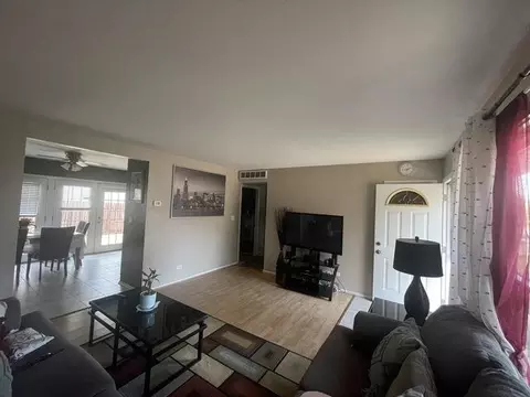 Other - 130 Stonehurst Dr, Elgin, IL 60120 photo 1 of 3