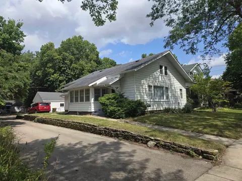 1368 Boilvin Ave, Rockford, IL 61103