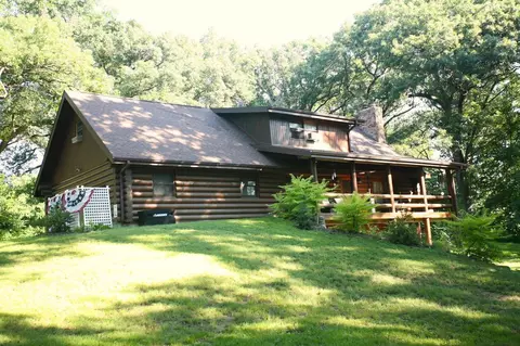 13781 Scenic Ridge Rd, Savanna, IL 61074