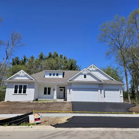7010 Northstar Ln, Caledonia, IL 61011