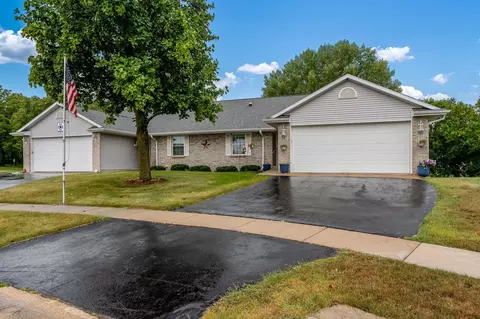 632 Park View St, Pecatonica, IL 61063 photo 3