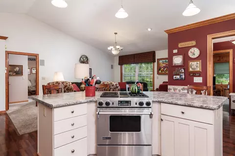 632 Park View St, Pecatonica, IL 61063 photo 27