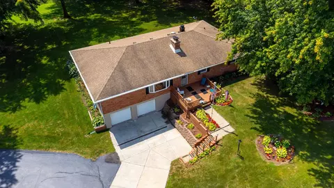 8963 Elevator Rd, Roscoe, IL 61073 photo 34