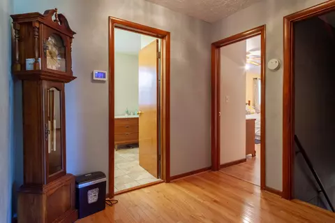 8963 Elevator Rd, Roscoe, IL 61073 photo 15