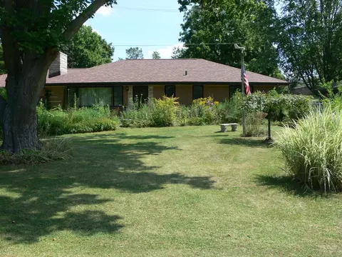 3017 Park Ter, Rockford, IL 61114