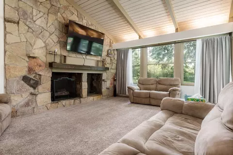Living - 8272 E Crockett Rd, Roscoe, IL 61073 photo 1 of 5