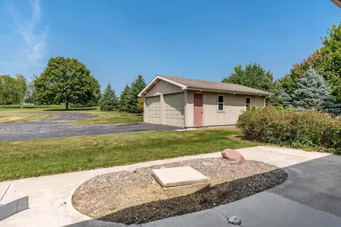 Exterior - 8272 E Crockett Rd, Roscoe, IL 61073 photo 11 of 11