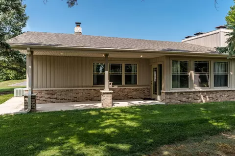 Exterior - 8272 E Crockett Rd, Roscoe, IL 61073 photo 2 of 11
