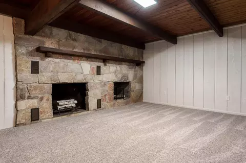 Living - 8272 E Crockett Rd, Roscoe, IL 61073 photo 5 of 5