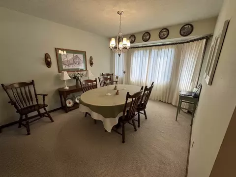 12255 Rae Ann Rd, Roscoe, IL 61073 photo 18