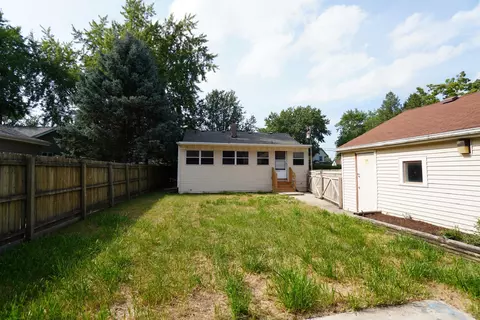 511 E Jackson St, Belvidere, IL 61008 photo 13