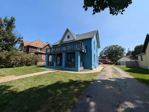 1010 6th St, Rockford, IL 61104