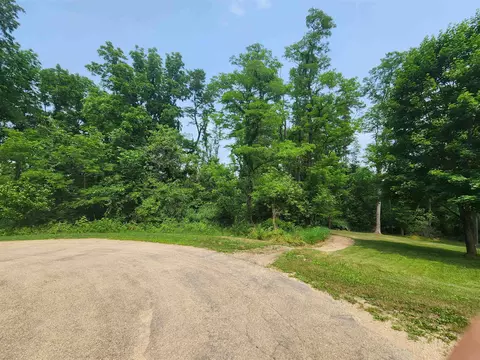 19-58 Woodland Ct, Lake Carroll, IL 61046