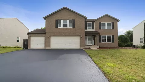 313 Greenbriar Blvd, Poplar Grove, IL 61065