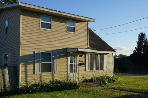 527 Grand Ave, Loves Park, IL 61111