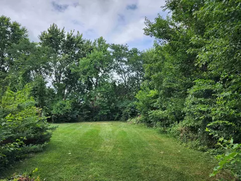 10043 Applegate Dr, Roscoe, IL 61073 photo 4