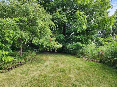 10043 Applegate Dr, Roscoe, IL 61073 photo 7