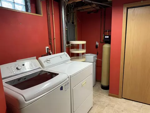 242 S Hackett St, South Beloit, IL 61080 photo 22