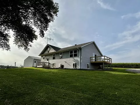 Exterior - 21222 Ideal Rd, Chadwick, IL 61014 photo 7 of 12