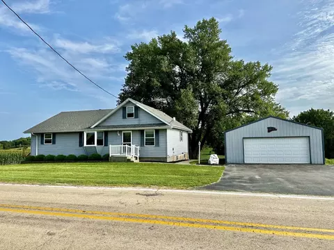 Exterior - 21222 Ideal Rd, Chadwick, IL 61014 photo 11 of 12