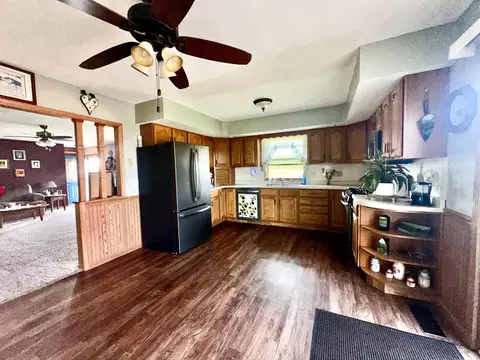 Kitchen - 21222 Ideal Rd, Chadwick, IL 61014 photo 4 of 5