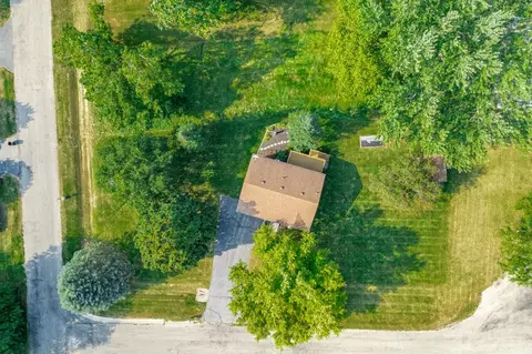 1379 Coven Cir, Lake Summerset, IL 61019 photo 3