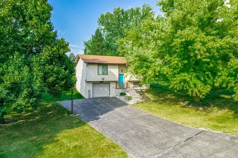 1379 Coven Cir, Lake Summerset, IL 61019 photo 2