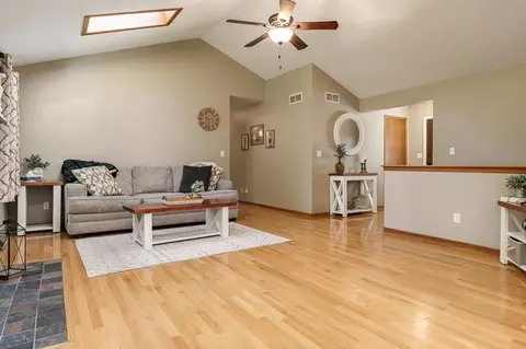 11073 Centennial Dr, Roscoe, IL 61073 photo 8