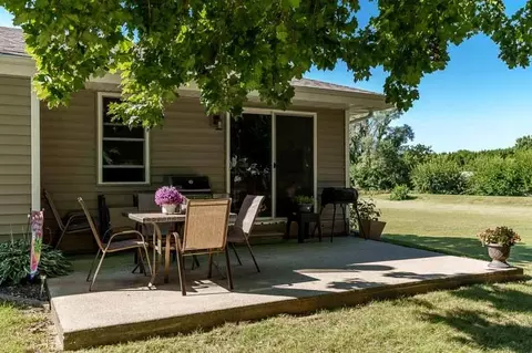 11073 Centennial Dr, Roscoe, IL 61073 photo 33
