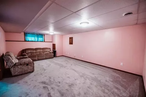 637 Grove St, Pecatonica, IL 61063 photo 29