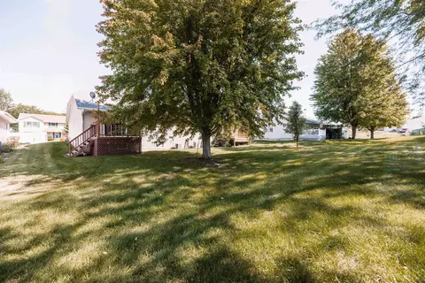 637 Grove St, Pecatonica, IL 61063 photo 23