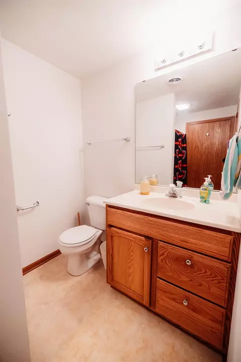 637 Grove St, Pecatonica, IL 61063 photo 20