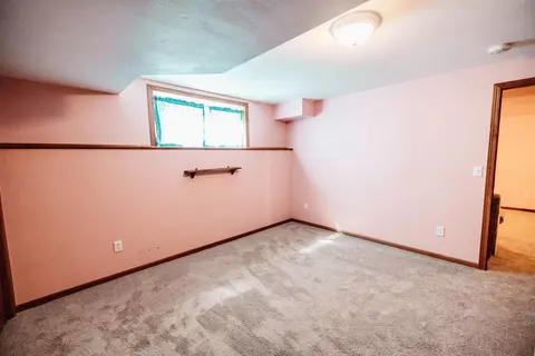 637 Grove St, Pecatonica, IL 61063 photo 24