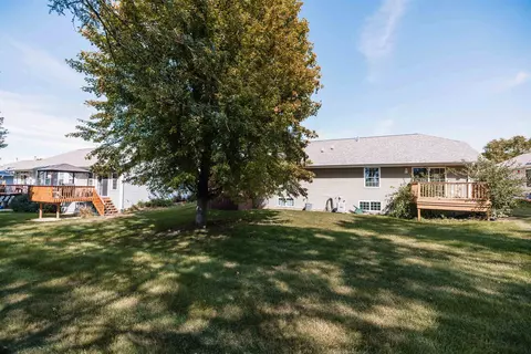 637 Grove St, Pecatonica, IL 61063 photo 33