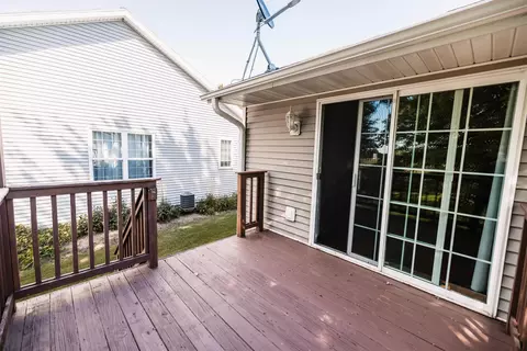 637 Grove St, Pecatonica, IL 61063 photo 32
