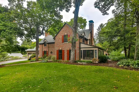 1364 Brown Hills Rd, Rockford, IL 61107