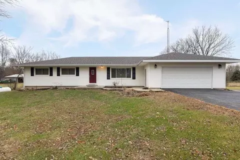 16209 Hauley Rd, Rockton, IL 61072