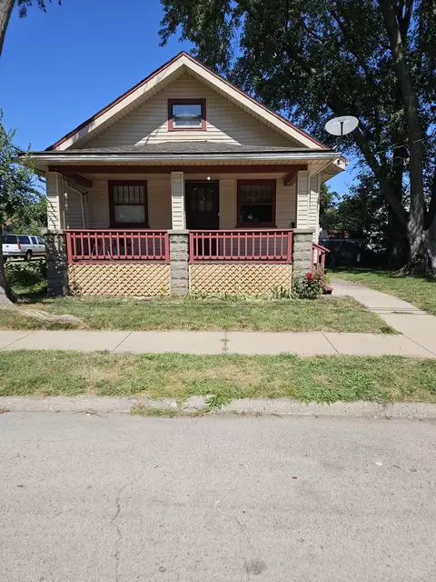 1411 Vernon St, Rockford, IL 61103
