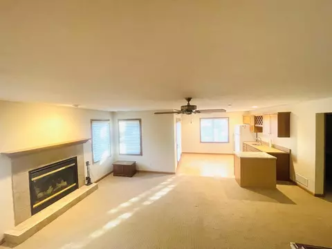 12297 Puff Cir, Roscoe, IL 61073 photo 23