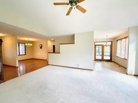 12297 Puff Cir, Roscoe, IL 61073 photo 5