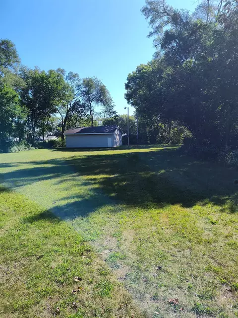 7825 12 Elm Ave, Machesney Park, IL 61115