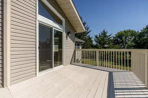 1562 Chadbourne Dr, Davis, IL 61019 photo 23