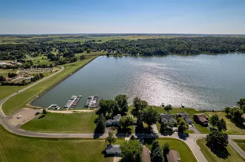 1562 Chadbourne Dr, Davis, IL 61019 photo 7