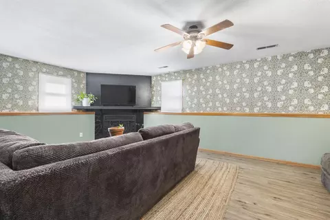 6497 Sutter Dr, Roscoe, IL 61073 photo 14