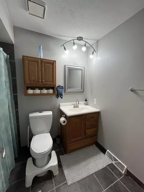 405 David Dr, Winnebago, IL 61088 photo 14