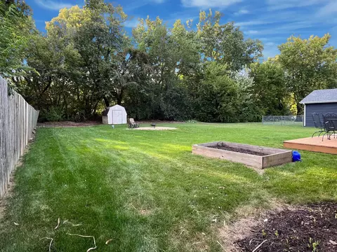 405 David Dr, Winnebago, IL 61088 photo 6