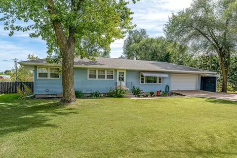 8499 Il Rte 84, Savanna, IL 61074