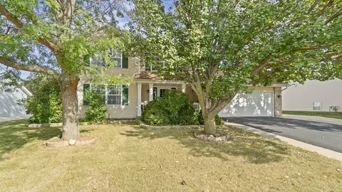 219 Landmark Dr, Belvidere, IL 61008